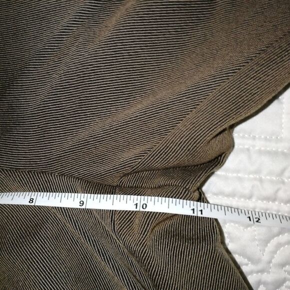 𝅺AKRIS Dark Beige / Green Wool Straigth Classic Trouser Pants Size Large - Picture 10 of 12